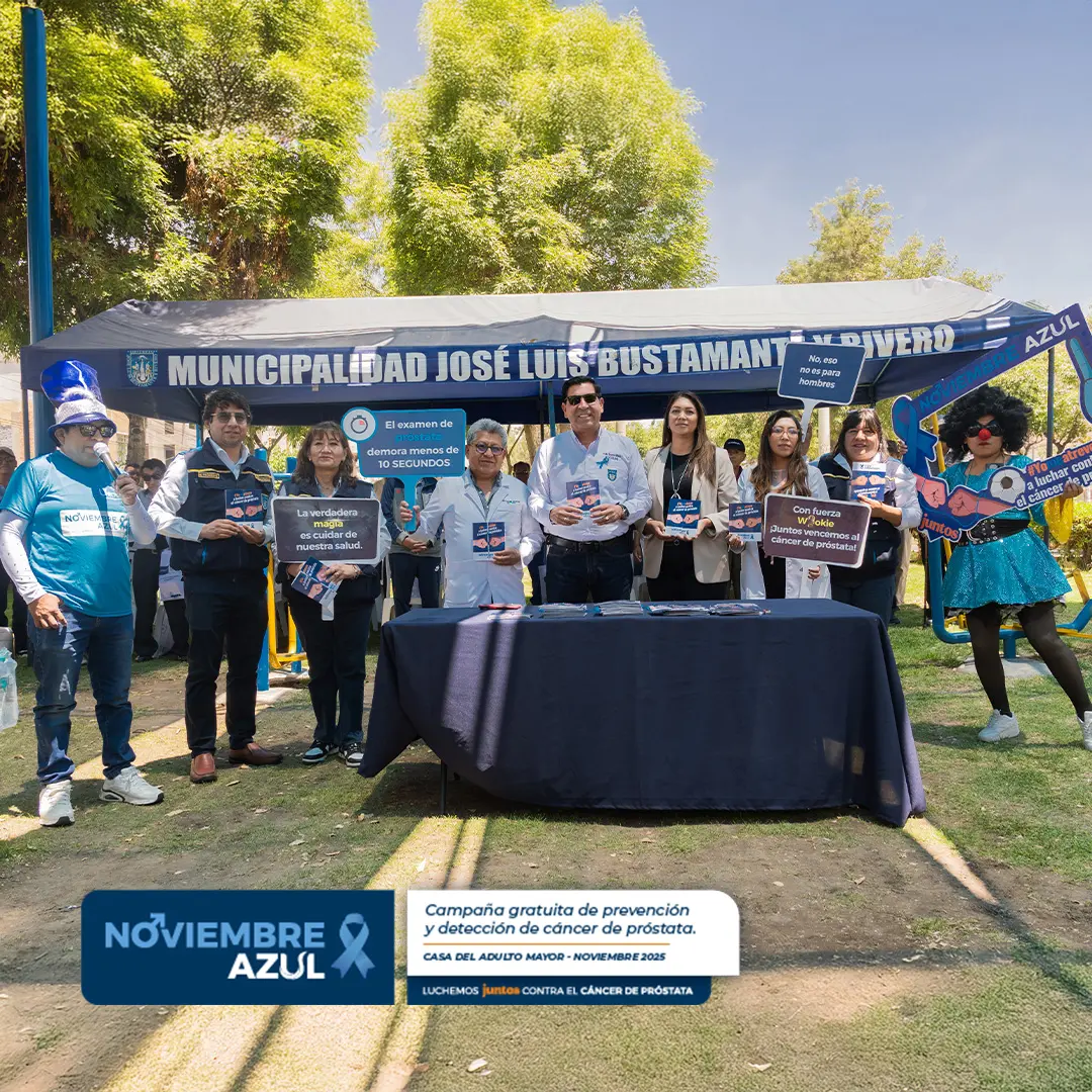 Equipo de Noviembre Azul con autoridades y voluntarios en la campaña gratuita de prevención del cáncer de próstata